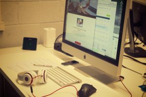 workstation-405747_960_720